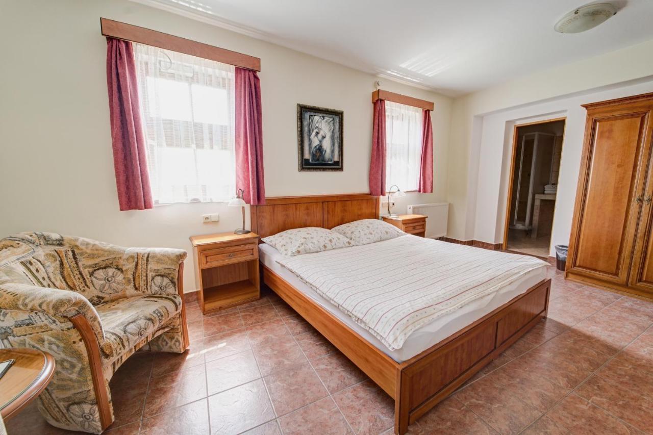Rodinny Pension Antoni Чески-Крумлов Экстерьер фото
