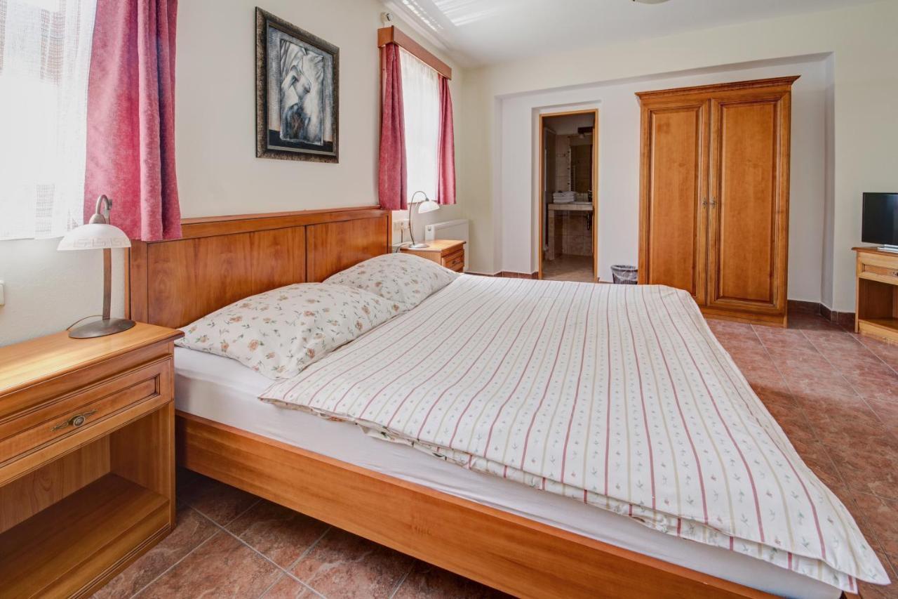 Rodinny Pension Antoni Чески-Крумлов Экстерьер фото